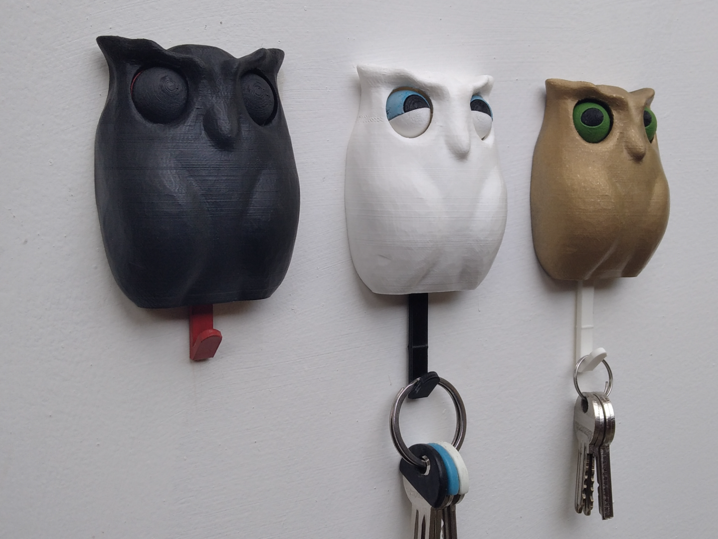Magic Owl Wall Key Holder – Decorative & Functional Entryway Organizer