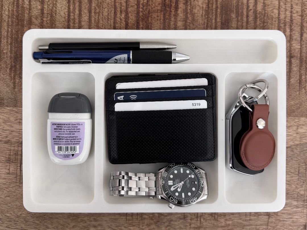Minimalist EDC Catch-All Tray – Everyday Essentials Organizer